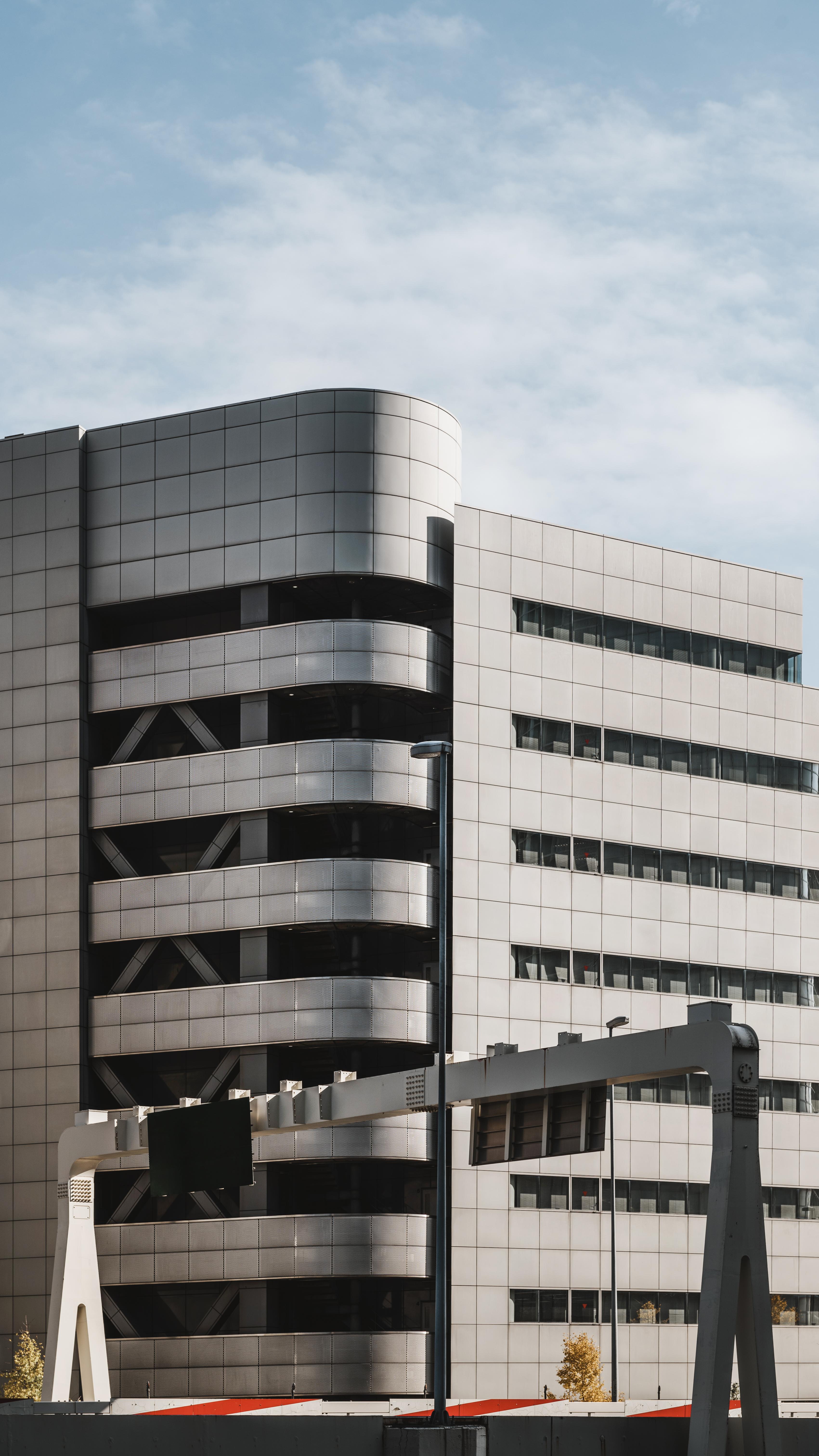 InnovateTech Industries